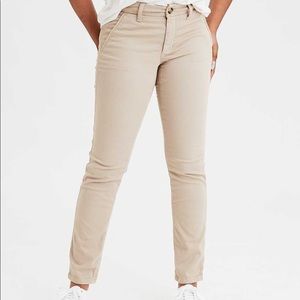 3 AMERICAN EAGLE  SKINNY REGULAR KHAKIS